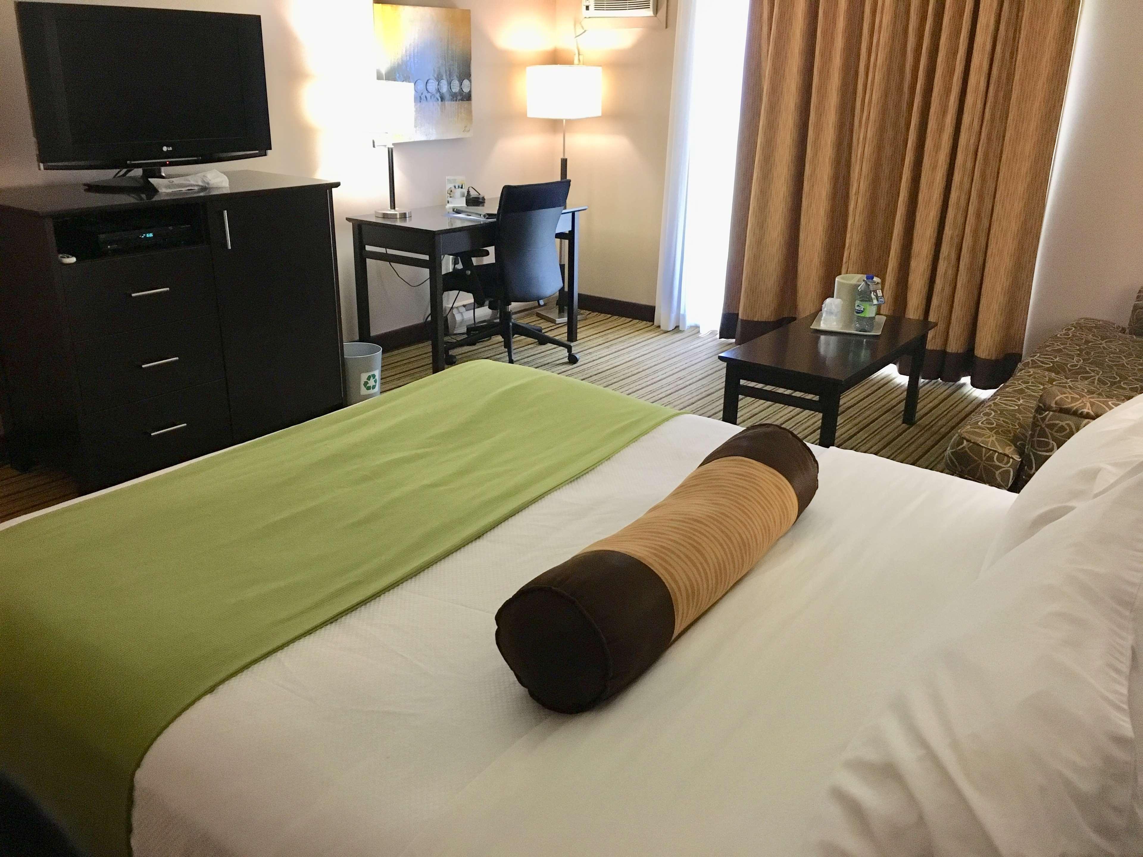 Best Western Plus Мон-Лорье Екстер'єр фото