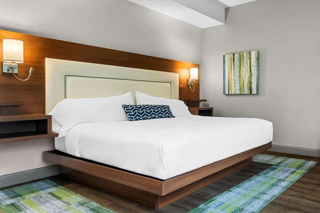 Best Western Plus Мон-Лорье Номер фото