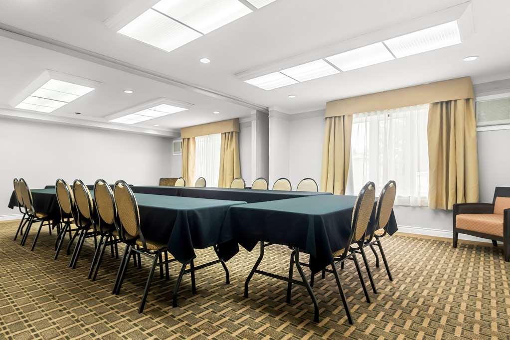 Best Western Plus Мон-Лорье Зручності фото